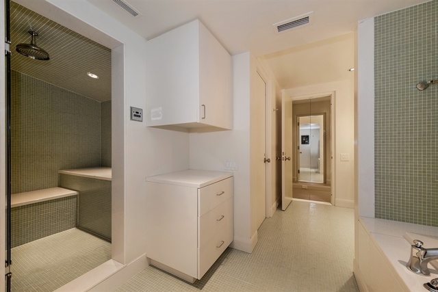 1939 North Howe Street Chicago, IL 60614 - Photo 46 of 54 a bathroom with a sink a toilet and shower