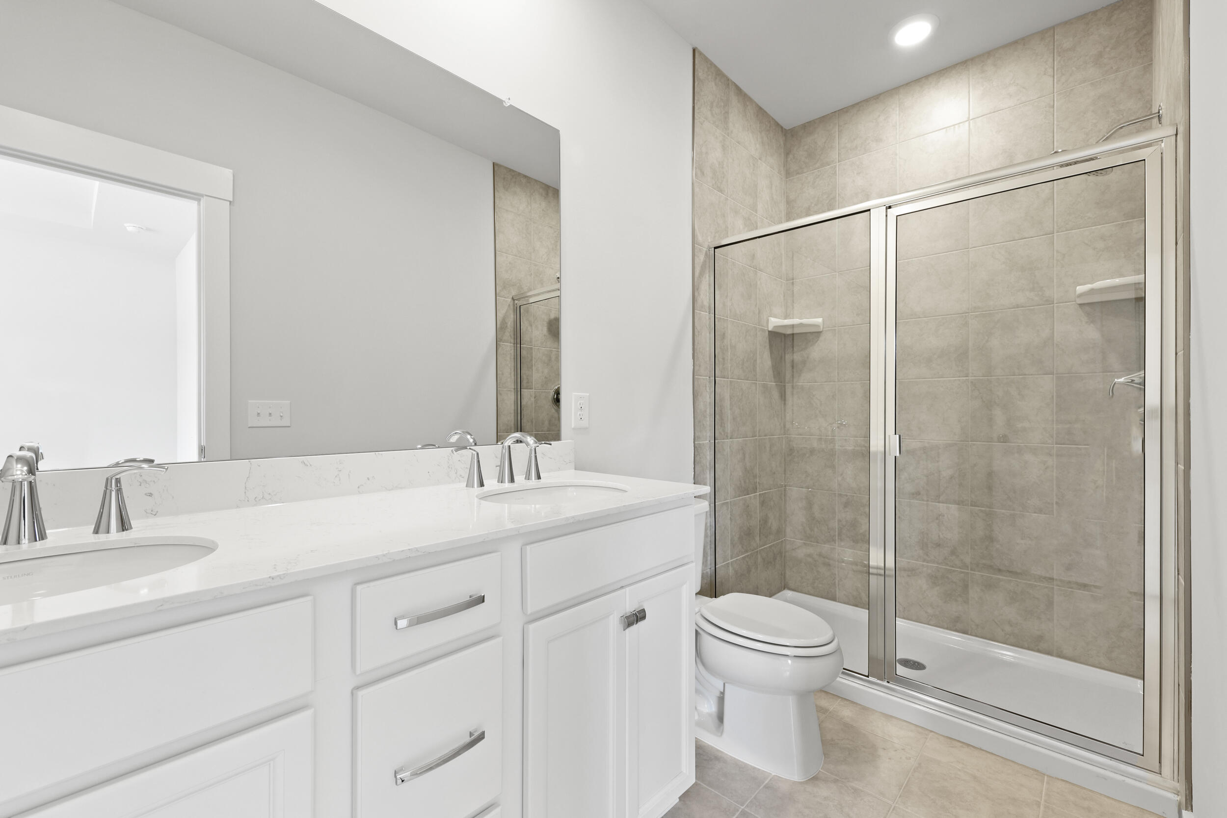 421 Talbot Drive Summerville, SC 29486 - Photo 4 of 82 Primary Bath