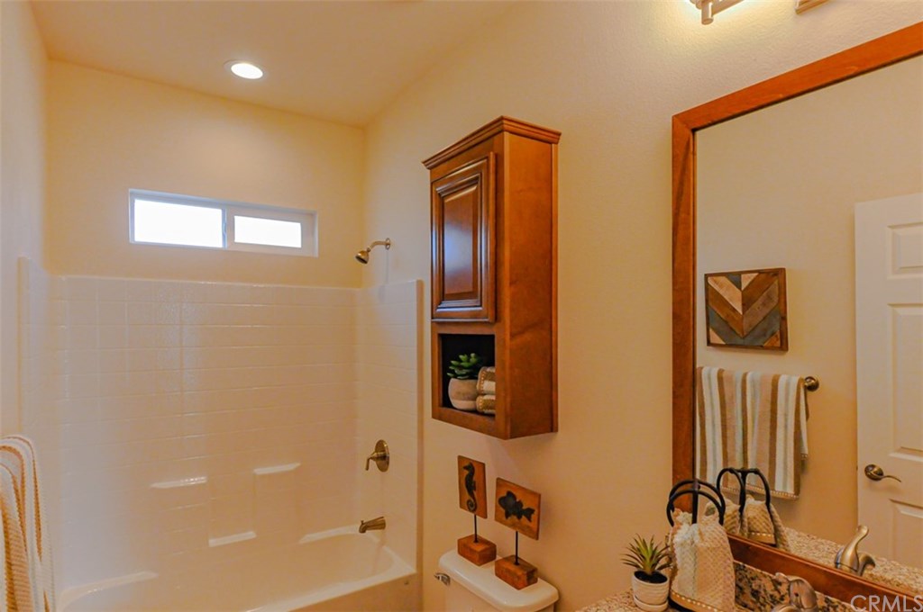 4010 Saviers Road, Unit 170 Oxnard, CA 93033 - Photo 11 of 22