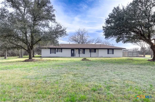 $319,900 | 1513 West Main Street, Little River-Academy, TX 76554