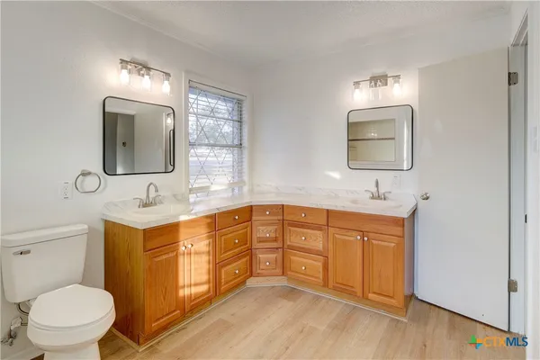 $319,900 | 1513 West Main Street, Little River-Academy, TX 76554