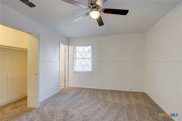 $319,900 | 1513 West Main Street, Little River-Academy, TX 76554
