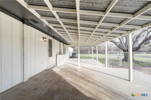 $319,900 | 1513 West Main Street, Little River-Academy, TX 76554