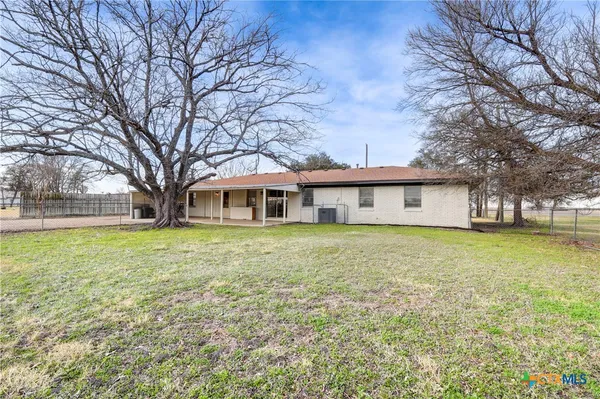 $319,900 | 1513 West Main Street, Little River-Academy, TX 76554