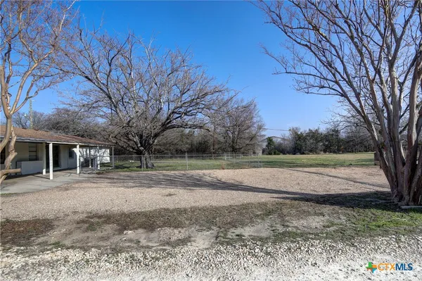 $319,900 | 1513 West Main Street, Little River-Academy, TX 76554