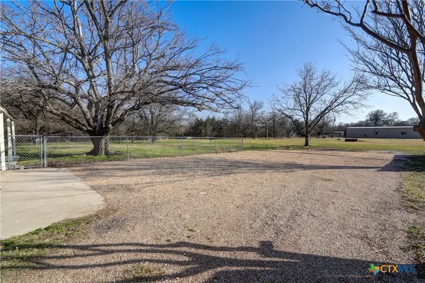 $319,900 | 1513 West Main Street, Little River-Academy, TX 76554