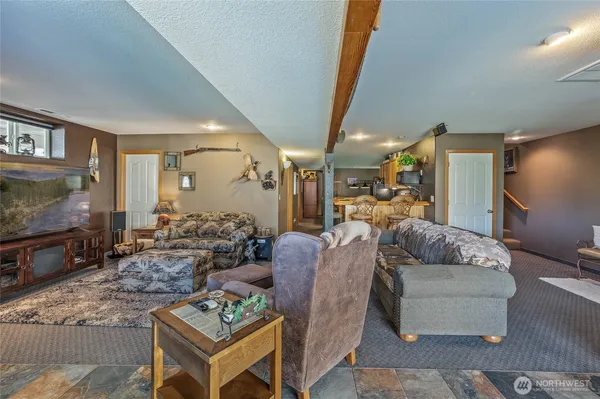 $1,079,000 | 8770 Nahahum Canyon Road, Cashmere, WA 98815