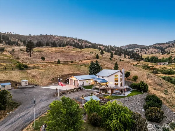 $1,079,000 | 8770 Nahahum Canyon Road, Cashmere, WA 98815