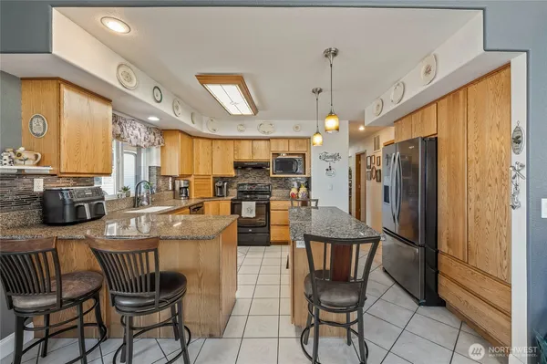$1,079,000 | 8770 Nahahum Canyon Road, Cashmere, WA 98815