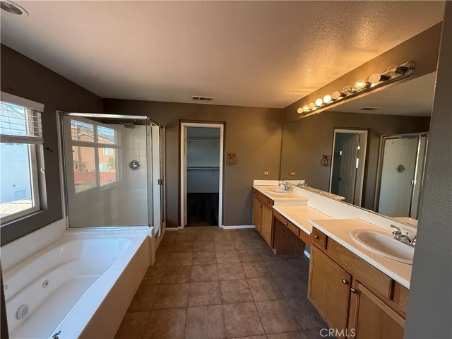 $3,075 | 1264 Reisling Drive, Perris, CA 92571