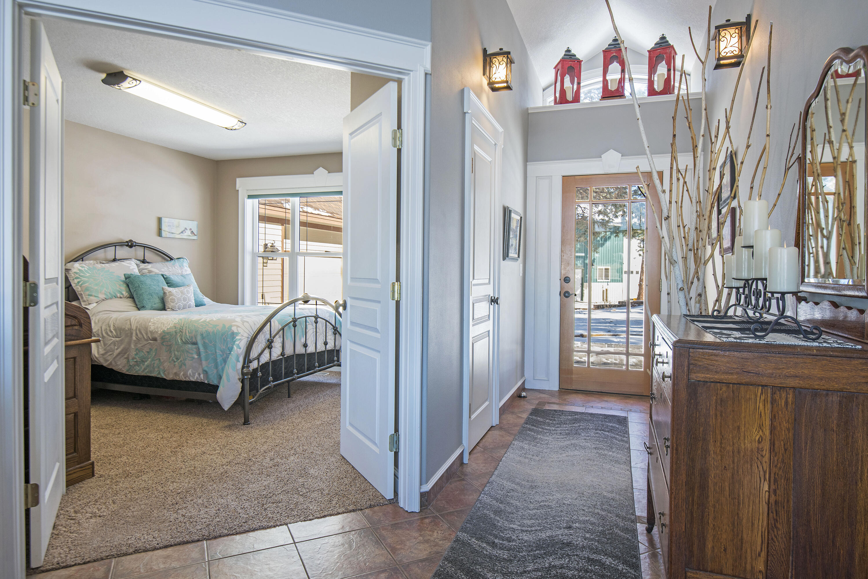 67880 Cloverdale Road Sisters, OR 97759 - Photo 4 of 36 4