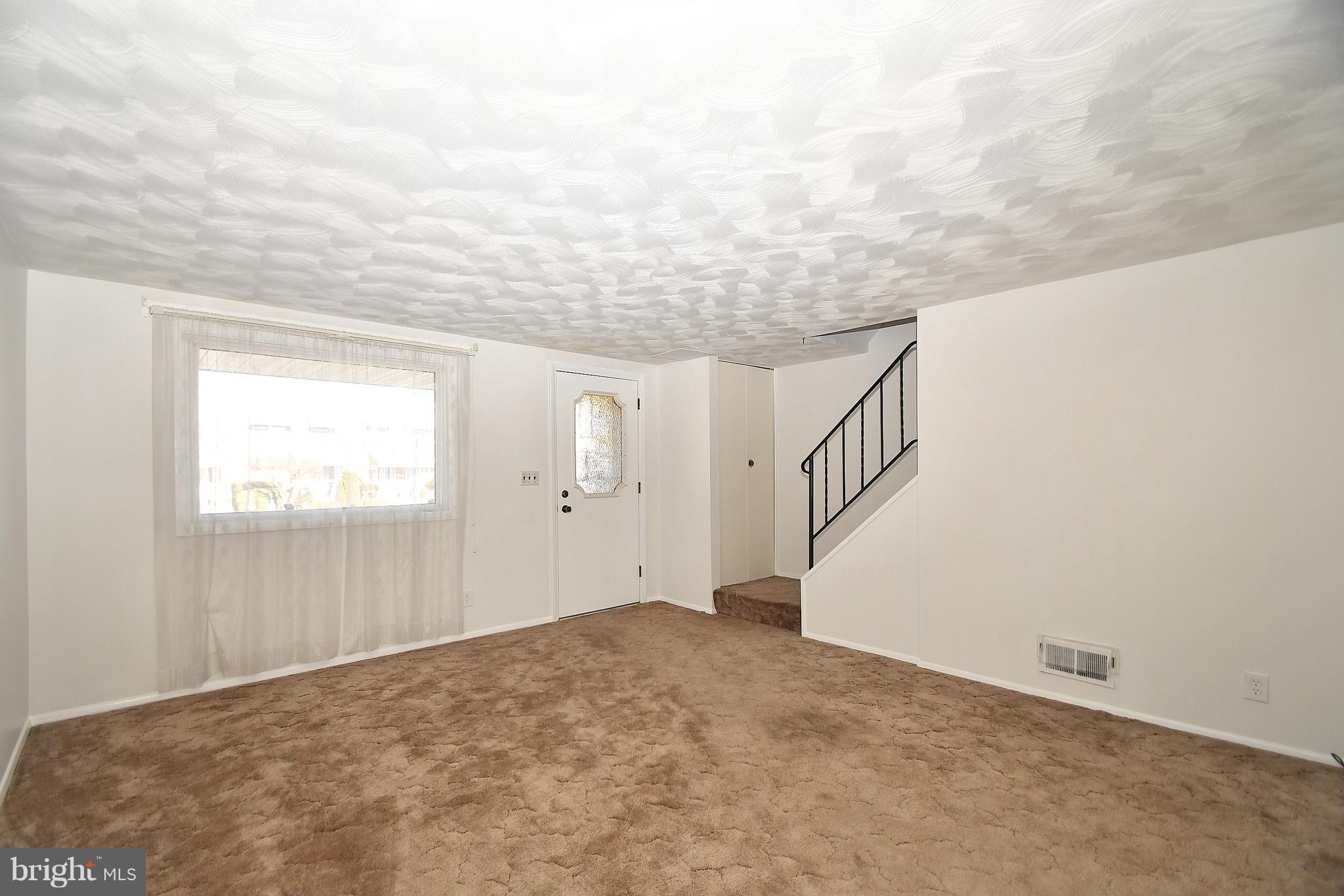 7813 Kentley Road Baltimore, MD 21222 - Photo 9 of 38