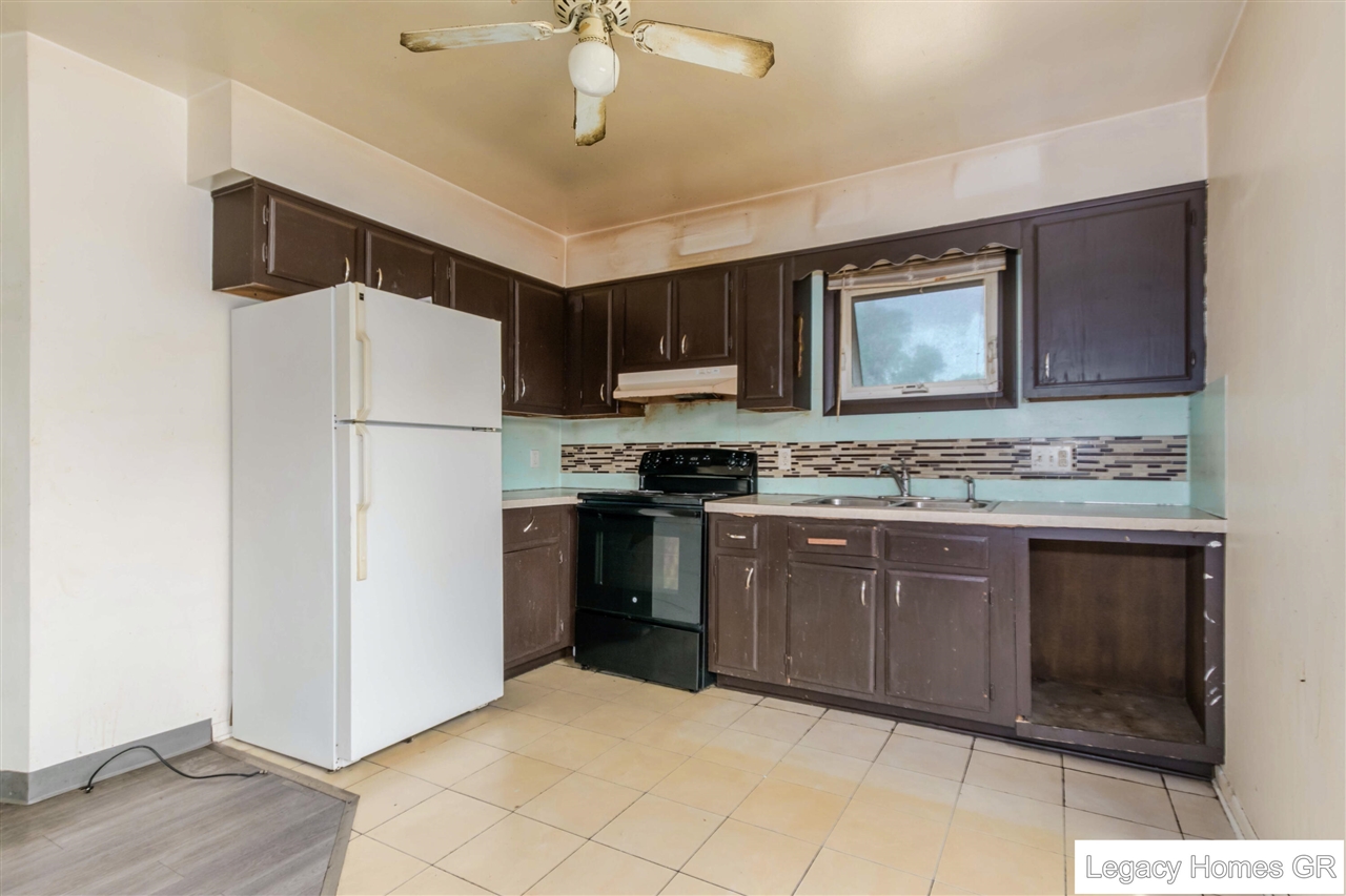 5890 Ridgebrook Drive, Unit 5892 Grand Rapids, MI 49508 - Photo 25 of 38