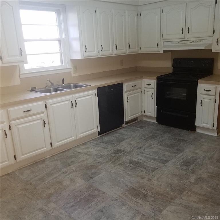 513 State Rd S-13-445 Pageland, SC 29728 - Photo 4 of 16 Gallery Image 4