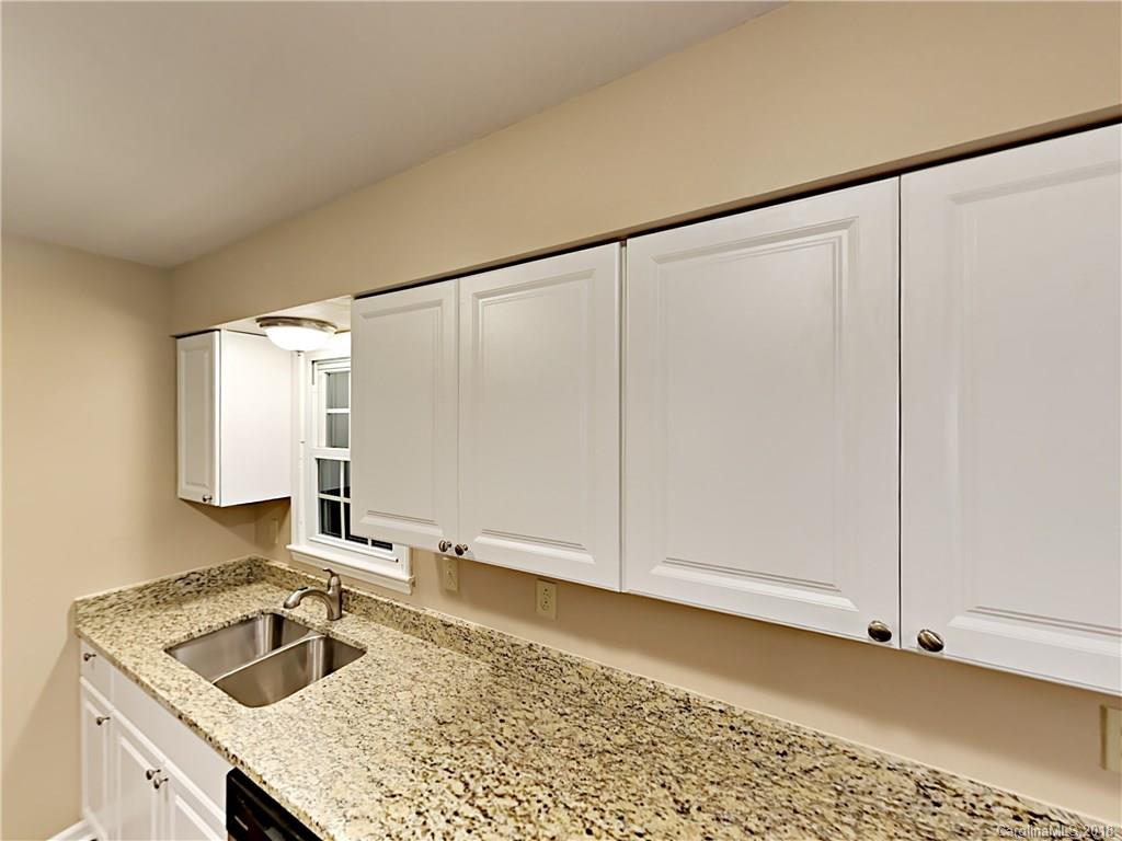 13717 Thompson Road Mint Hill, NC 28105 - Photo 9 of 19 Gallery Image 9