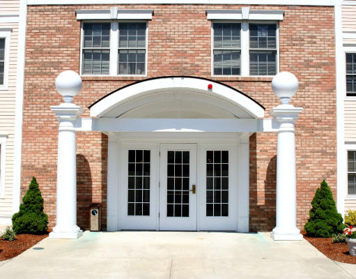 1 Millbrook Lane, Unit 304 Wakefield, MA 01880 - Photo 2 of 14