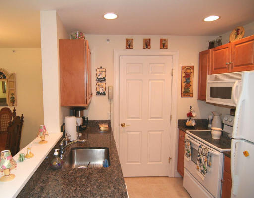 1 Millbrook Lane, Unit 304 Wakefield, MA 01880 - Photo 8 of 14