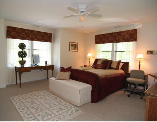 1 Millbrook Lane, Unit 304 Wakefield, MA 01880 - Photo 9 of 14