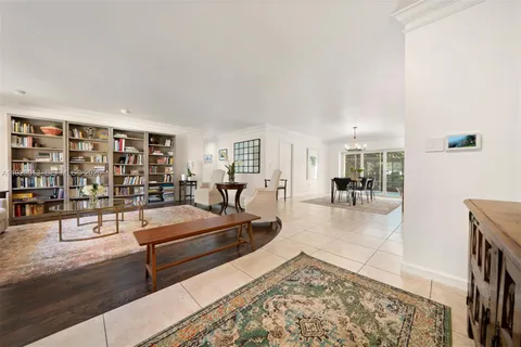 $2,380,000 | 13502 Southwest 57th Court, Pinecrest, FL 33156