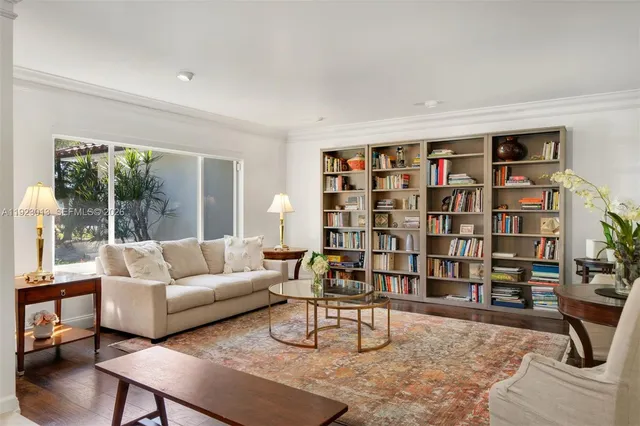 $2,380,000 | 13502 Southwest 57th Court, Pinecrest, FL 33156