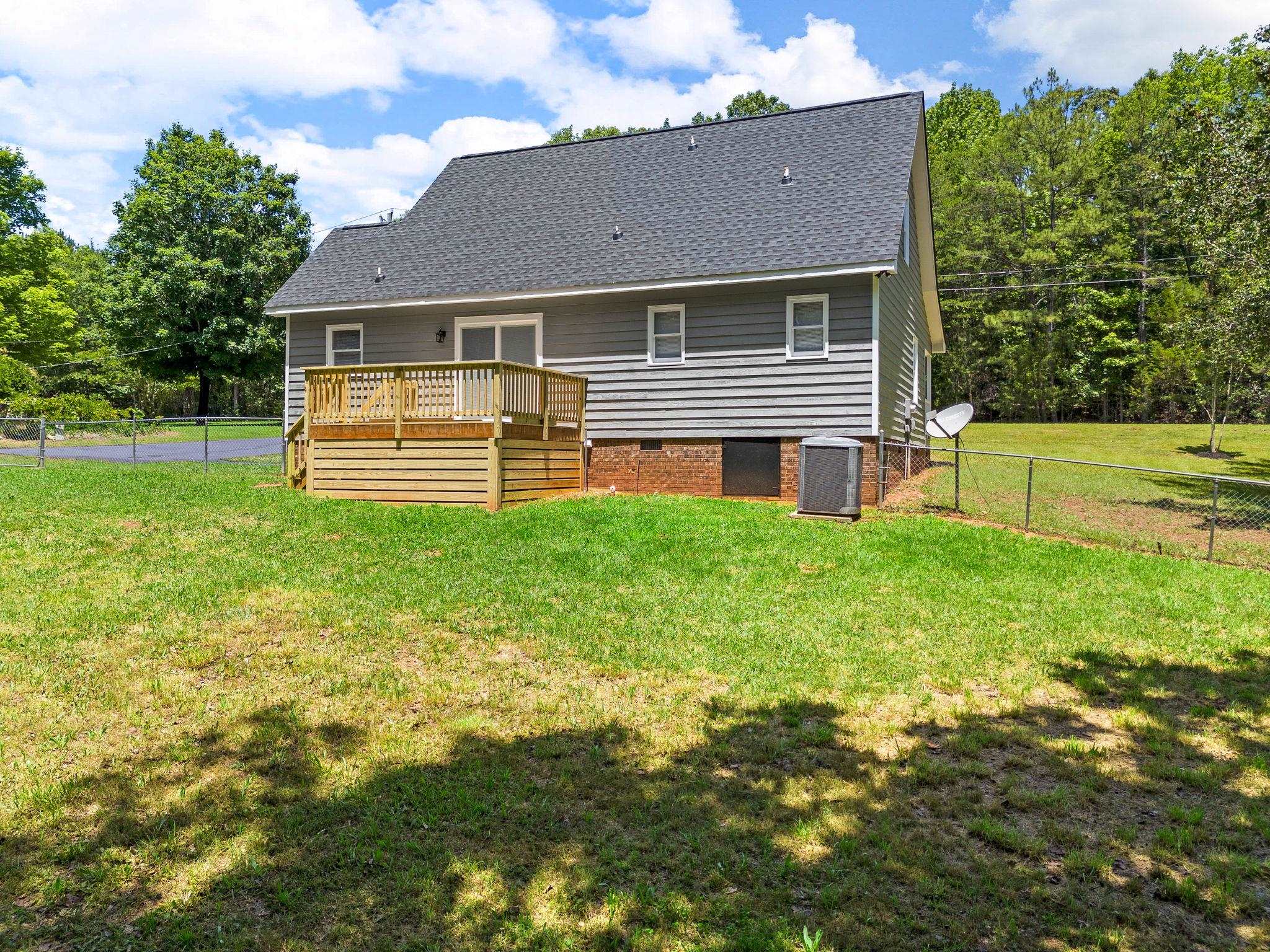 1370 Bethesda Road Spartanburg, SC 29302 - Photo 27 of 38