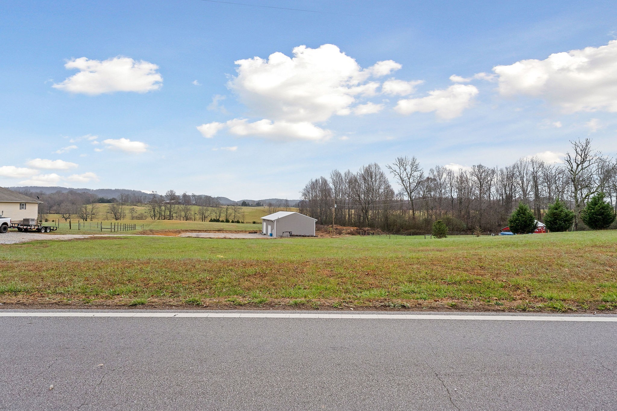 13813 Old Kentucky Road Walling, TN 38587 - Photo 4 of 18