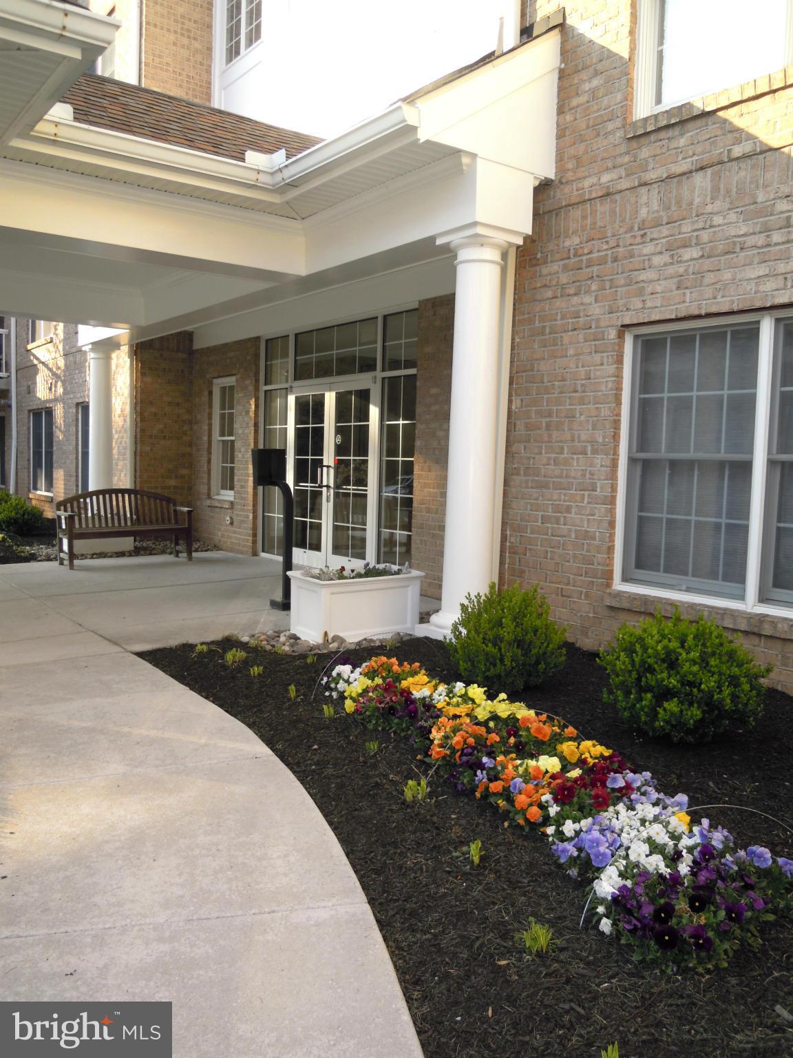 12300 Rosslare Ridge Road, Unit 401 Lutherville-Timonium, MD 21093 - Photo 28 of 30 Tastefully manicured!