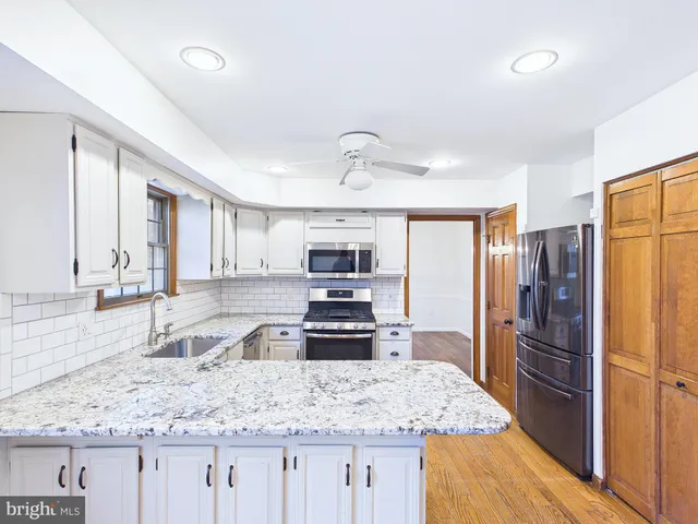 $489,900 | 415 Sioux Drive, Mechanicsburg, PA 17050