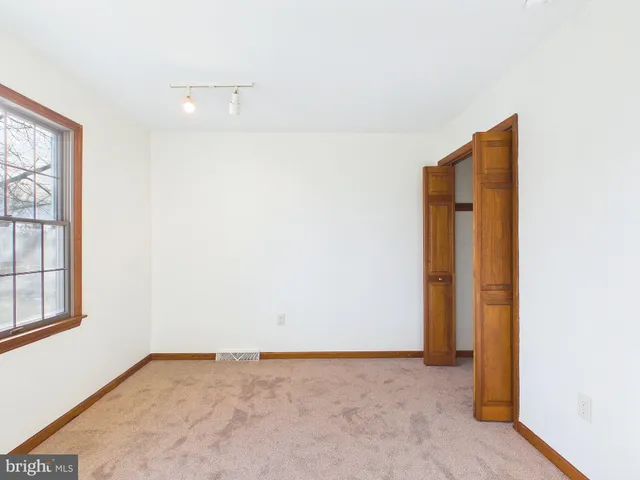 $489,900 | 415 Sioux Drive, Mechanicsburg, PA 17050