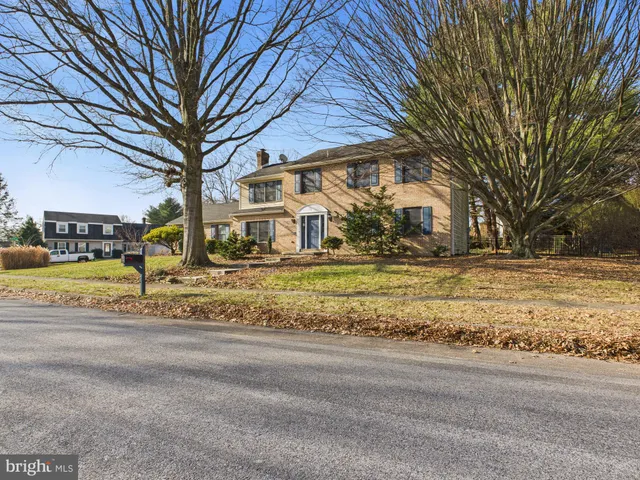 $489,900 | 415 Sioux Drive, Mechanicsburg, PA 17050