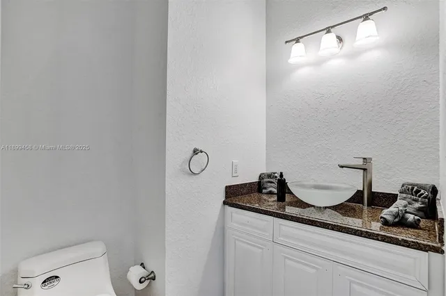 $2,795,000 | 13751 Pine Meadow Court, Davie, FL 33325