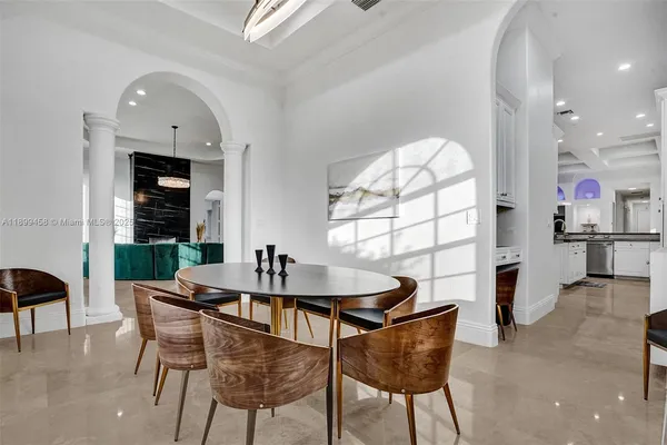 $2,795,000 | 13751 Pine Meadow Court, Davie, FL 33325