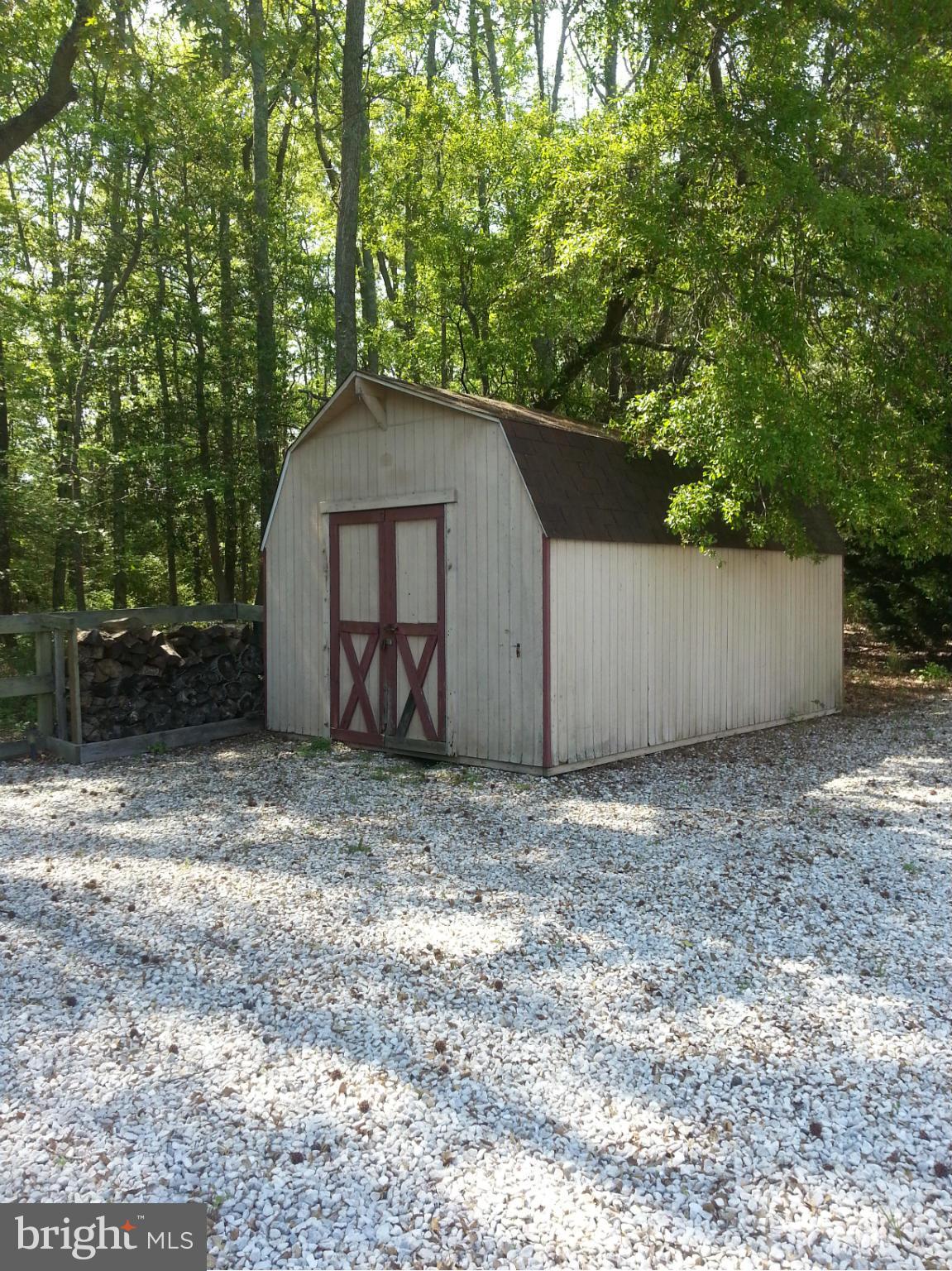 4174 Griffith Neck Road Cambridge, MD 21613 - Photo 16 of 25 Shed