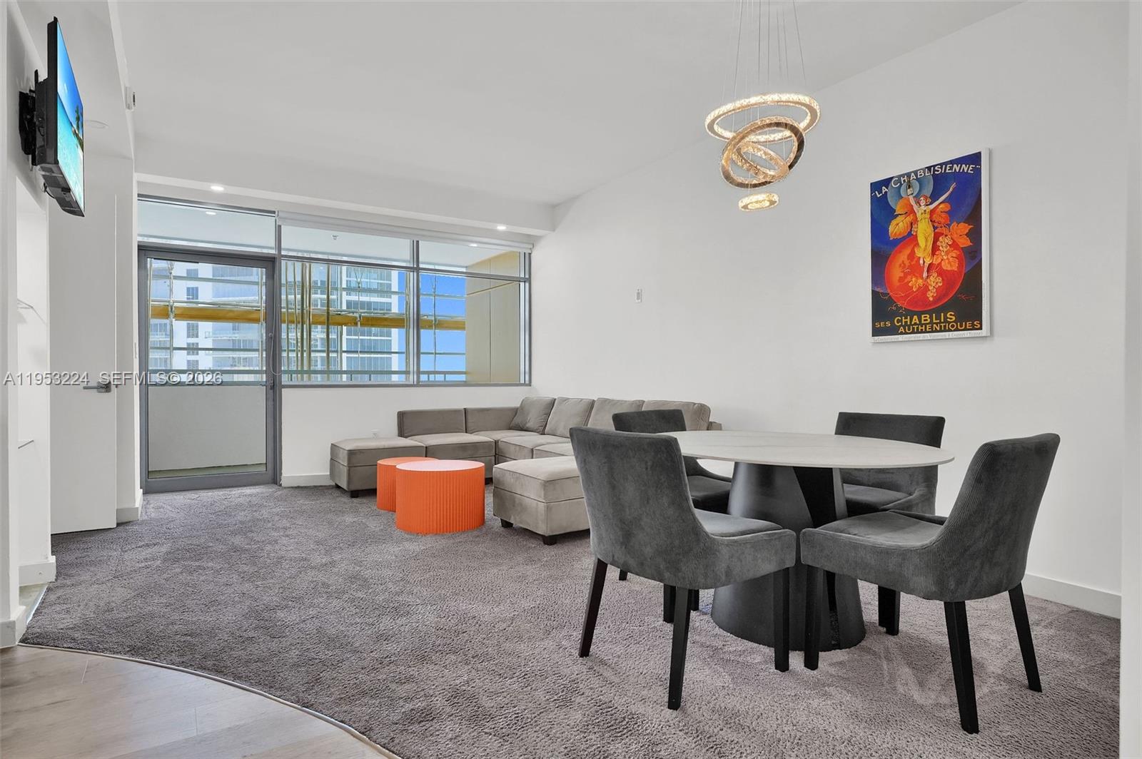 1395 Brickell Avenue, Unit 3311 Miami, FL 33131 - Photo 17 of 40 a workspace with furniture and window