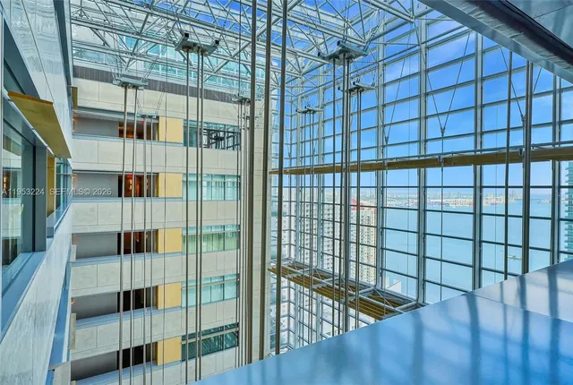 $3,950 | 1395 Brickell Avenue, Unit 3311, Miami, FL 33131