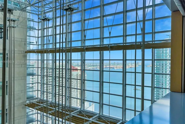 $3,950 | 1395 Brickell Avenue, Unit 3311, Miami, FL 33131