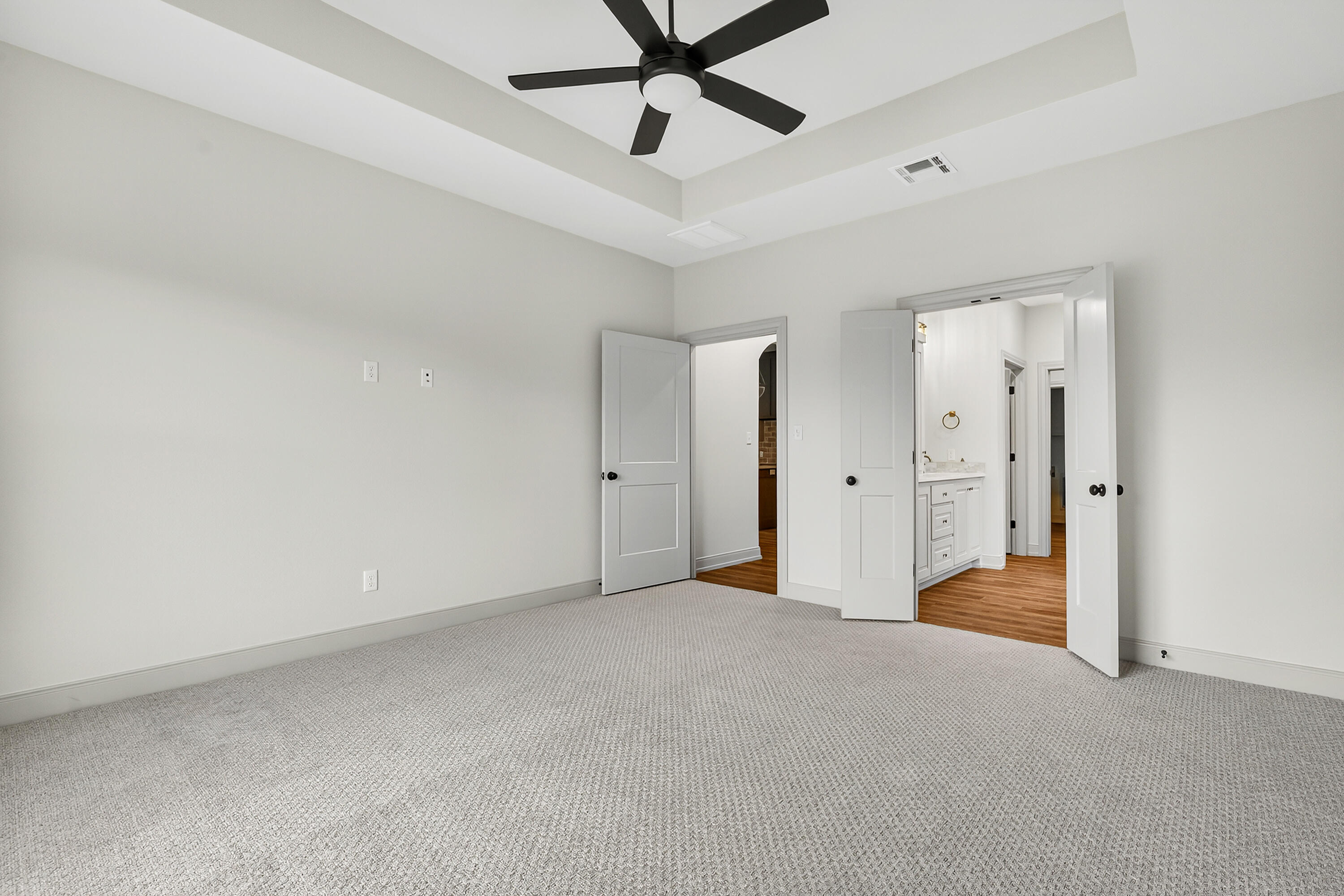 3627 119th Street Lubbock, TX 79423 - Photo 17 of 37 a view of an empty room and window