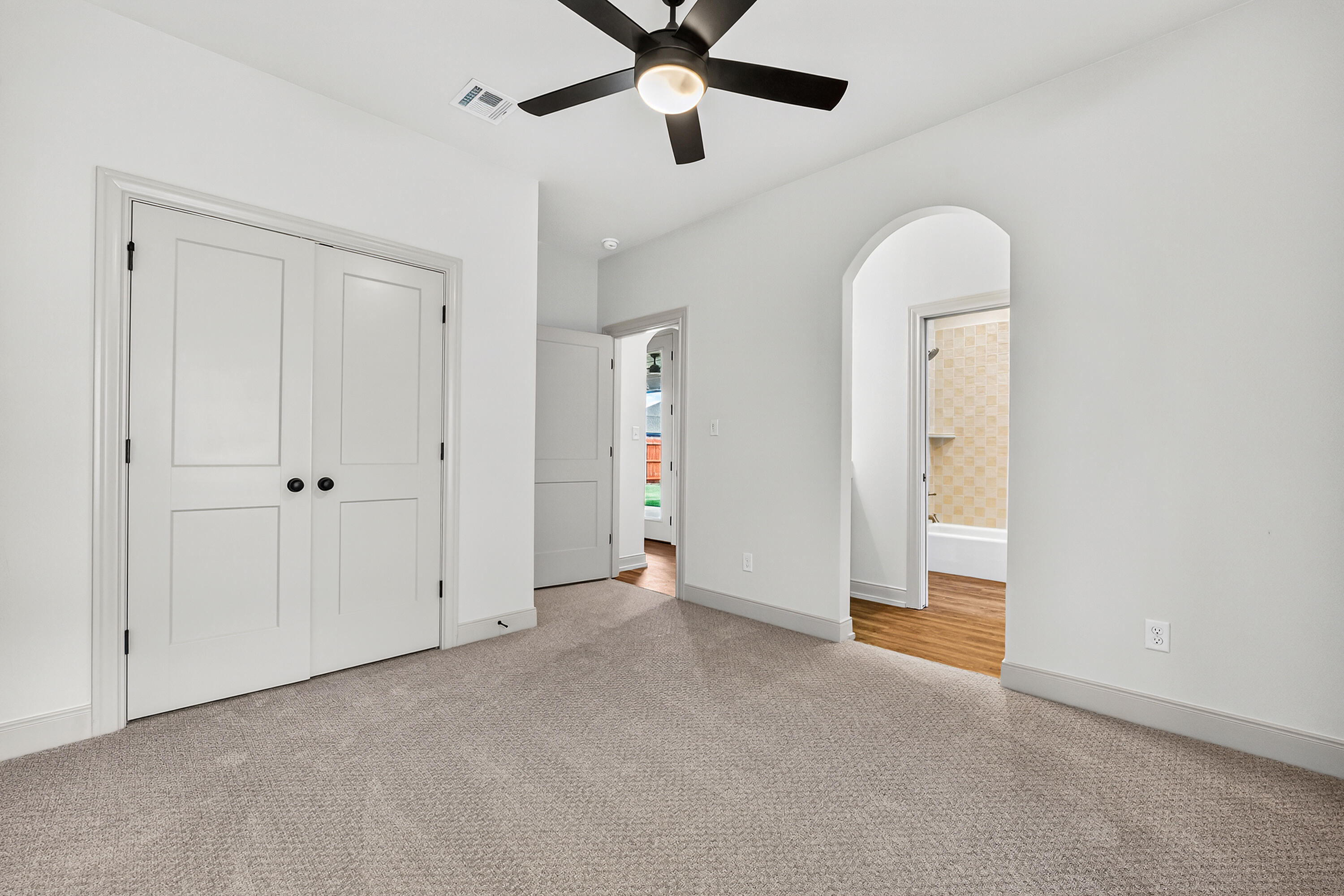 3627 119th Street Lubbock, TX 79423 - Photo 26 of 37 an empty room with chandelier fan