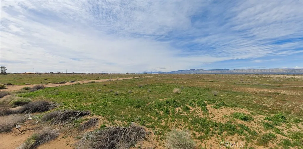 0 Denhart Edwards, CA 93523 - Photo 2 of 3 a view of an ocean and mountain