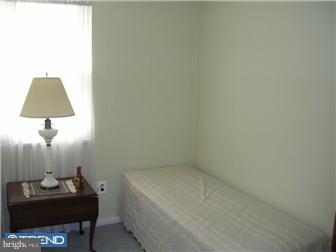 906 Grant Road Folcroft, PA 19032 - Photo 9 of 12 Bedroom 3