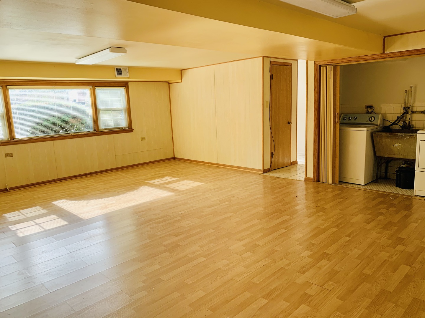 3620 148th Street Midlothian, IL 60445 - Photo 13 of 20 a view of empty room with wooden floor and windows