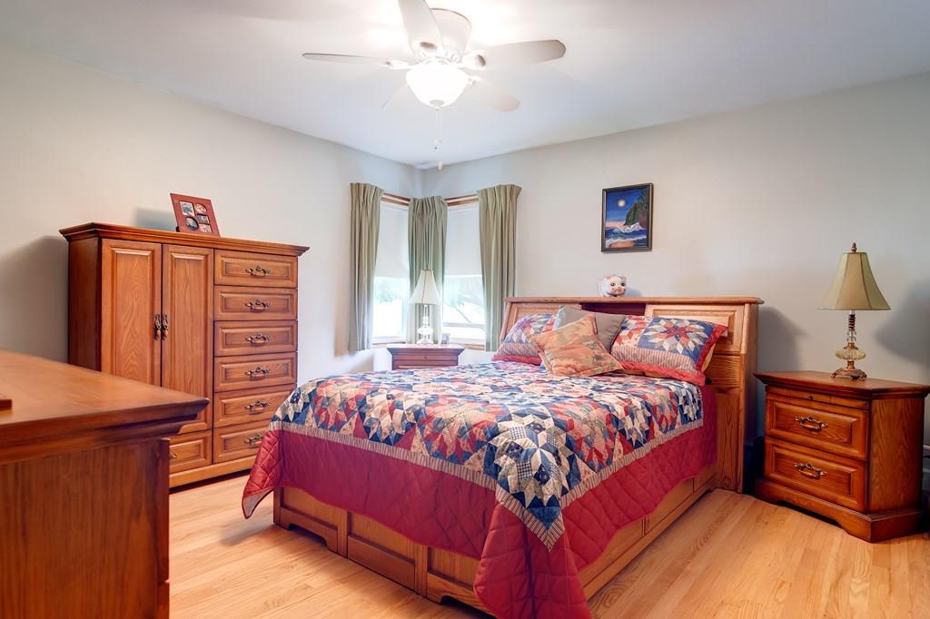 38 Hillside Avenue Webster, MA 01570 - Photo 7 of 20