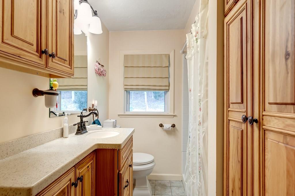 38 Hillside Avenue Webster, MA 01570 - Photo 9 of 20