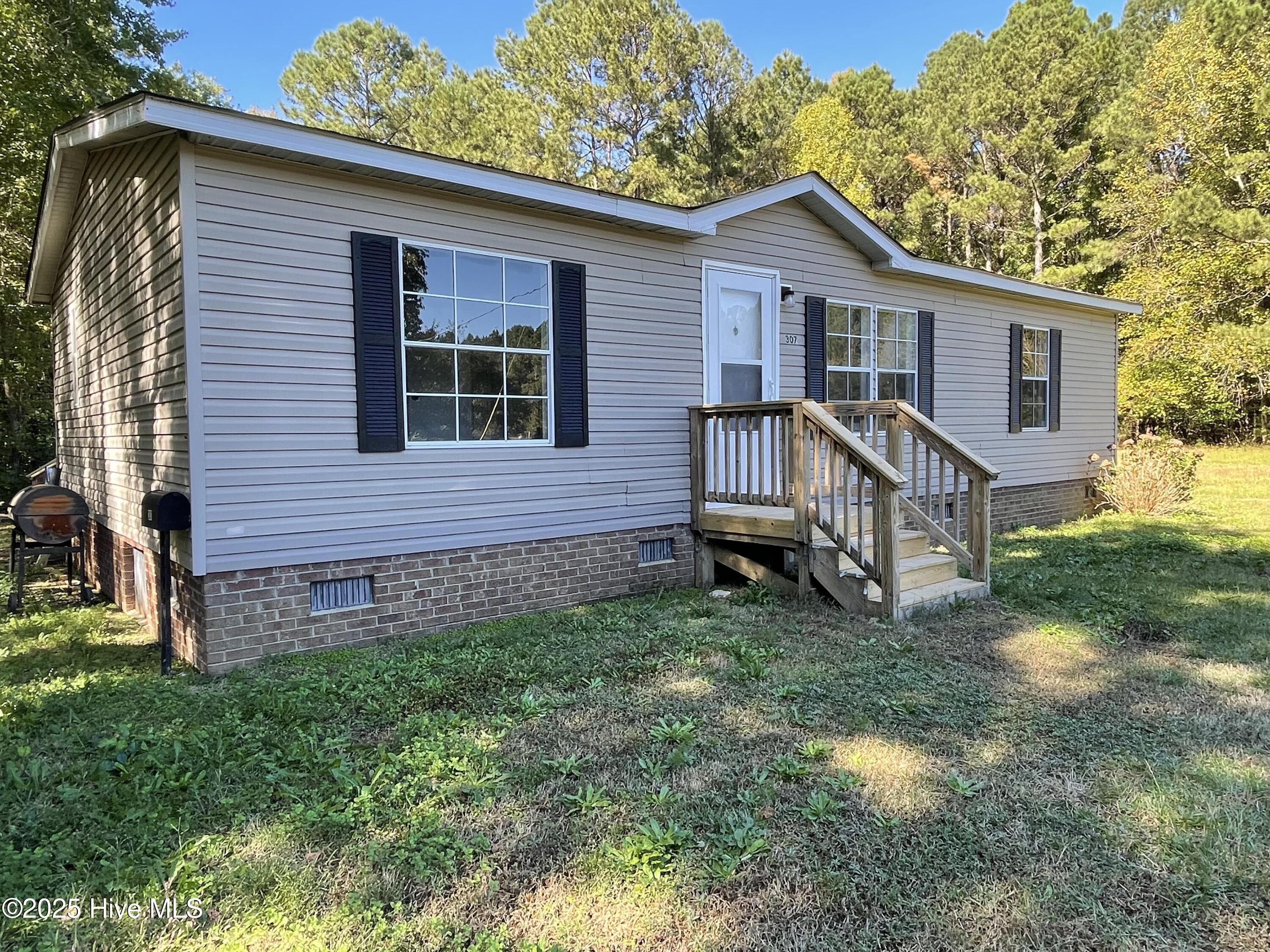 307 Little Road Kenly, NC 27542 - Photo 3 of 22 IMG_0269