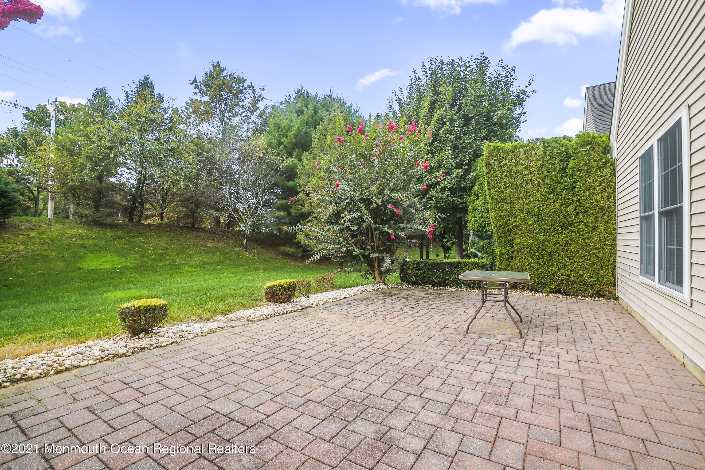 73 Yates Road Manalapan, NJ 07726 - Photo 23 of 26 DSC07593