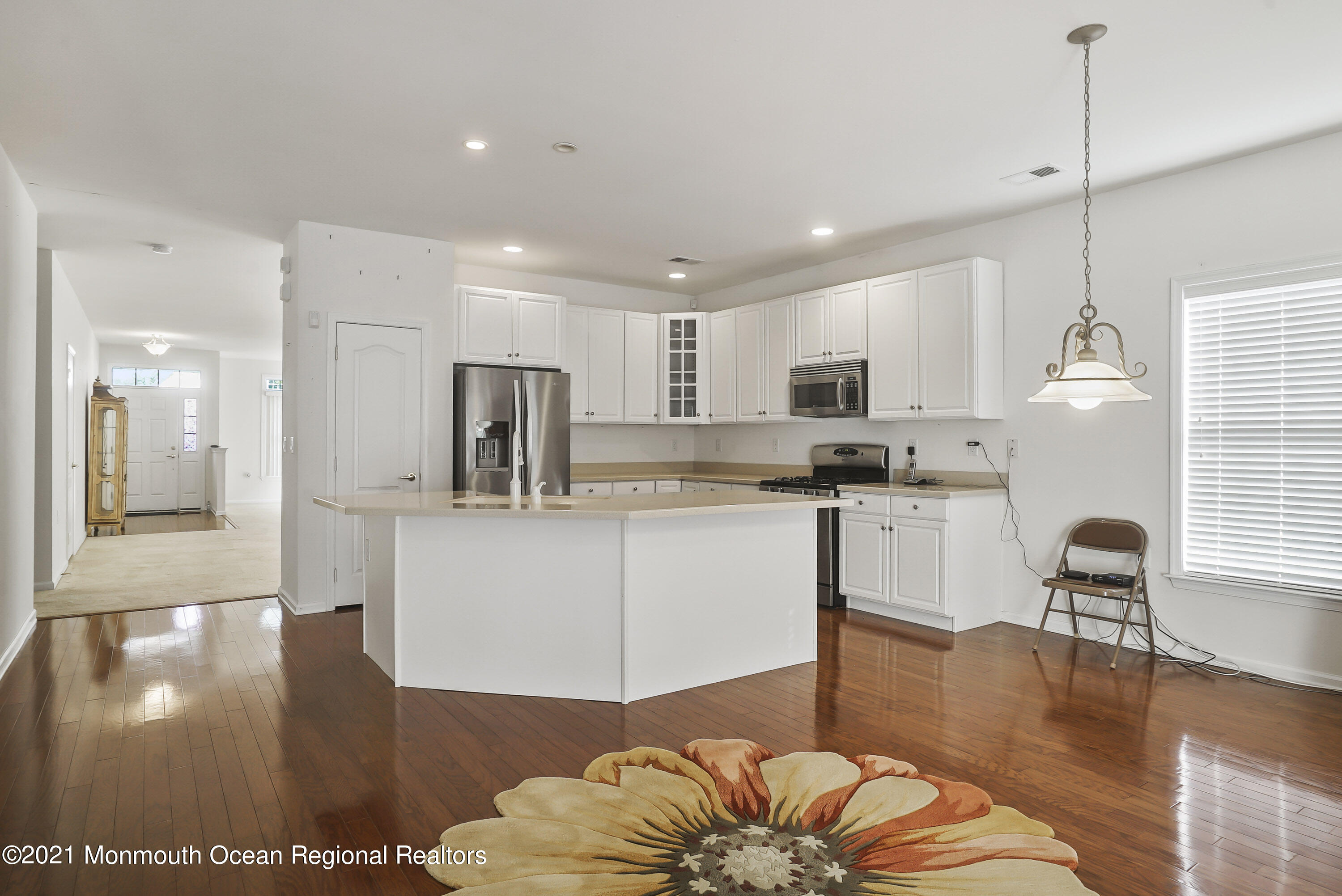73 Yates Road Manalapan, NJ 07726 - Photo 9 of 26 DSC07522