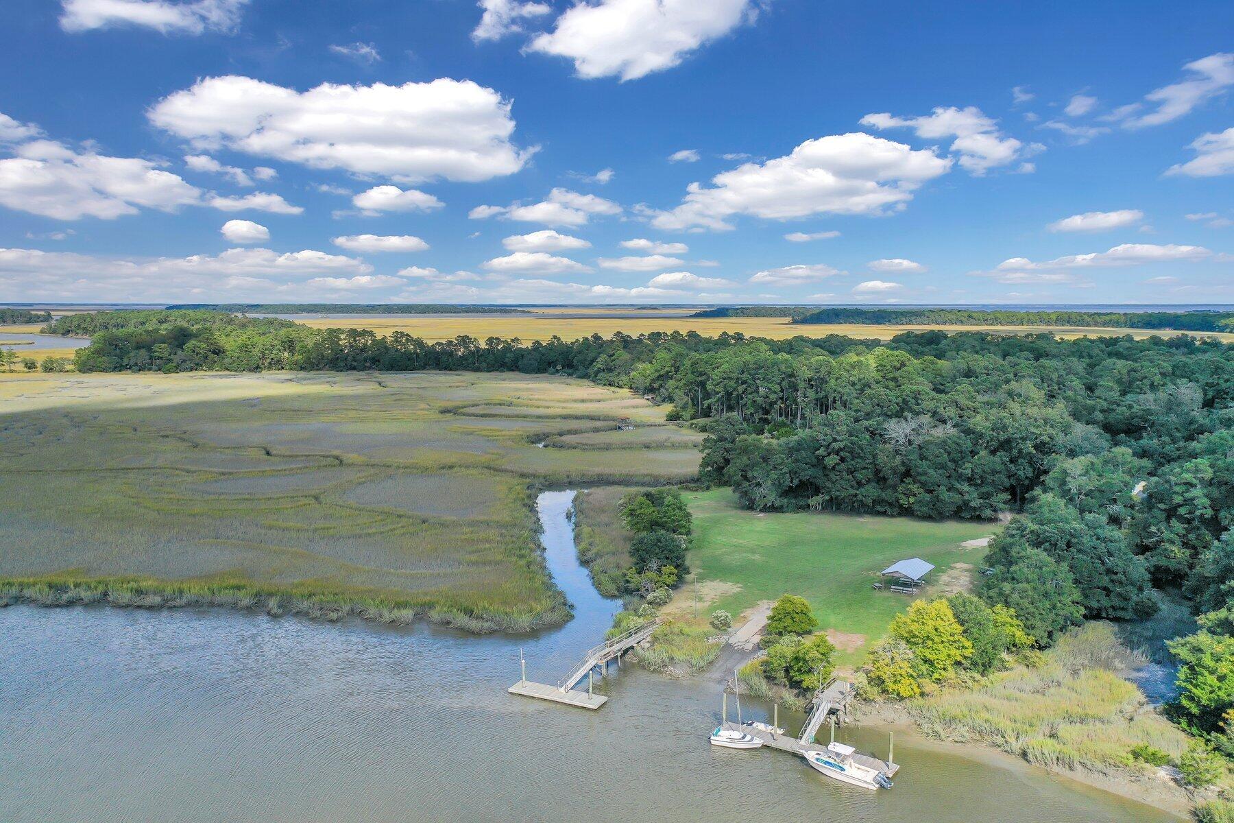 42 Cusabo Road St. Helena Island, SC 29920 - Photo 19 of 28 Marina4