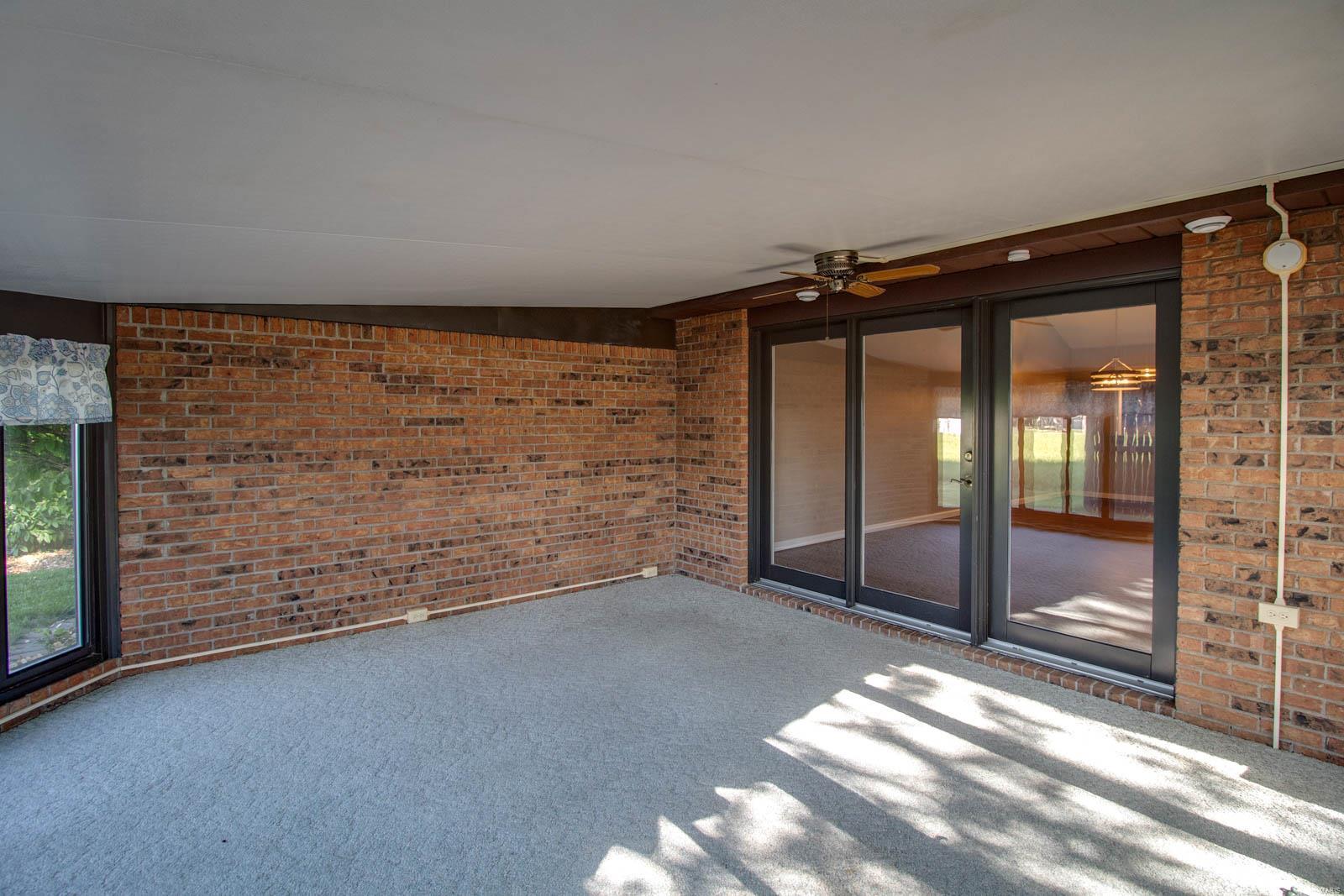 4523 Moonlight Way Alton, IL 62002 - Photo 27 of 27 Gallery Image 27