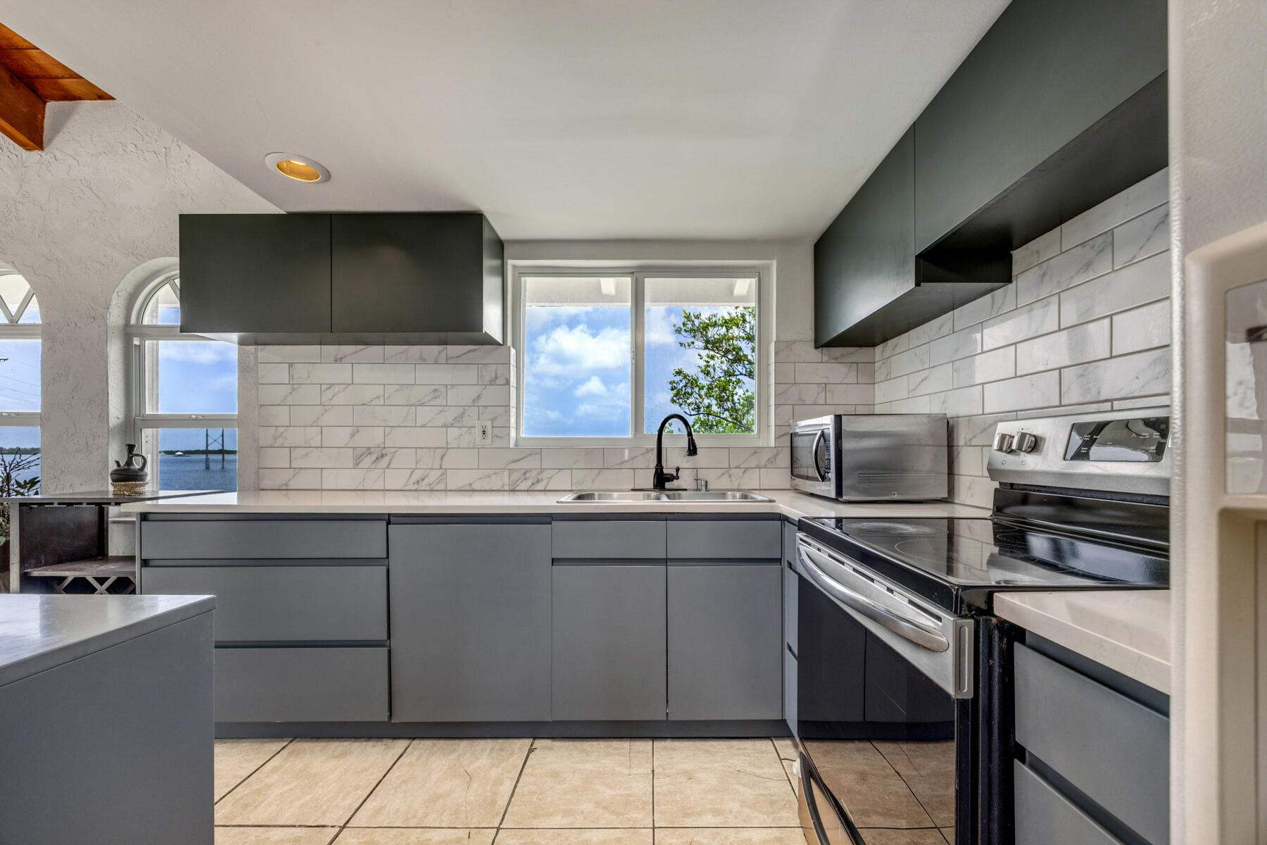 32 Hilton Haven Road, Unit 5 Key West, FL 33040 - Photo 18 of 35 Remodeled kitchen
