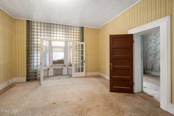 $299,900 | 93 Ten Broeck Street, Albany, NY 12210